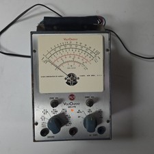 RCA VoltOhmyst WV-77E Analog Volt-Ohm Meter w/ Cables Powers On Vintage 