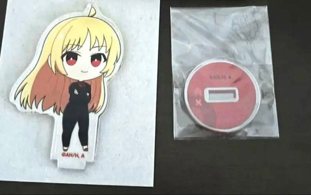 Llavero Tarjeta Japonés Anime Acrílico Soporte Booster Edición Limitada Bochi the