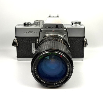 Minolta SRT 101 + Tokina RMC 35-105mm f/3.5-4.3 MC MD