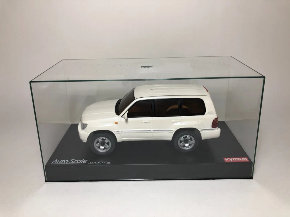 Carrocería KYOSHO Mini-Z TOYOTA LAND CRUISER 100 blanco perla MVC2PW Foto 2 de 4