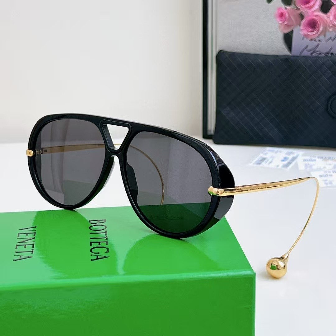 Bottega Veneta BV1273 Women display picture 1