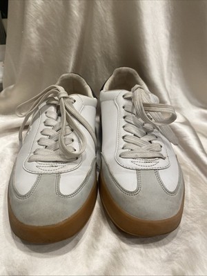 Tommy Hilfingerwomans Canvas Shoes Size 7.5