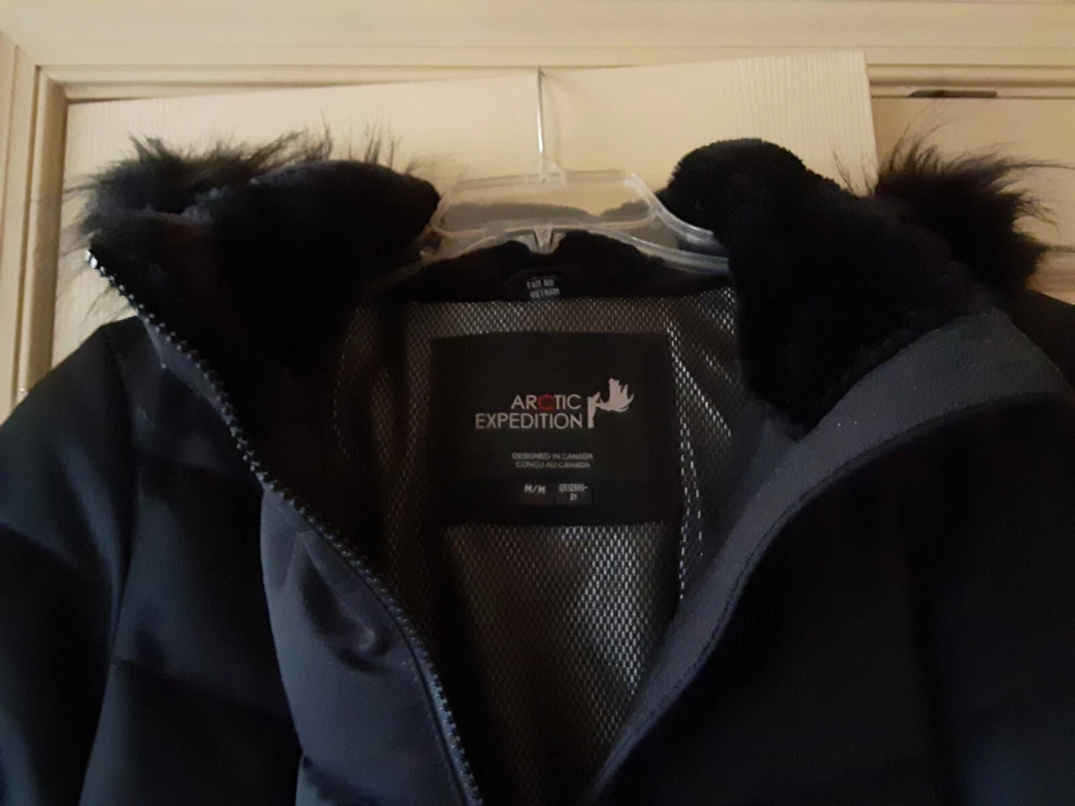 Arctic Expedition Size Medium Quilted Down Coat Removable Hood Black Puffer