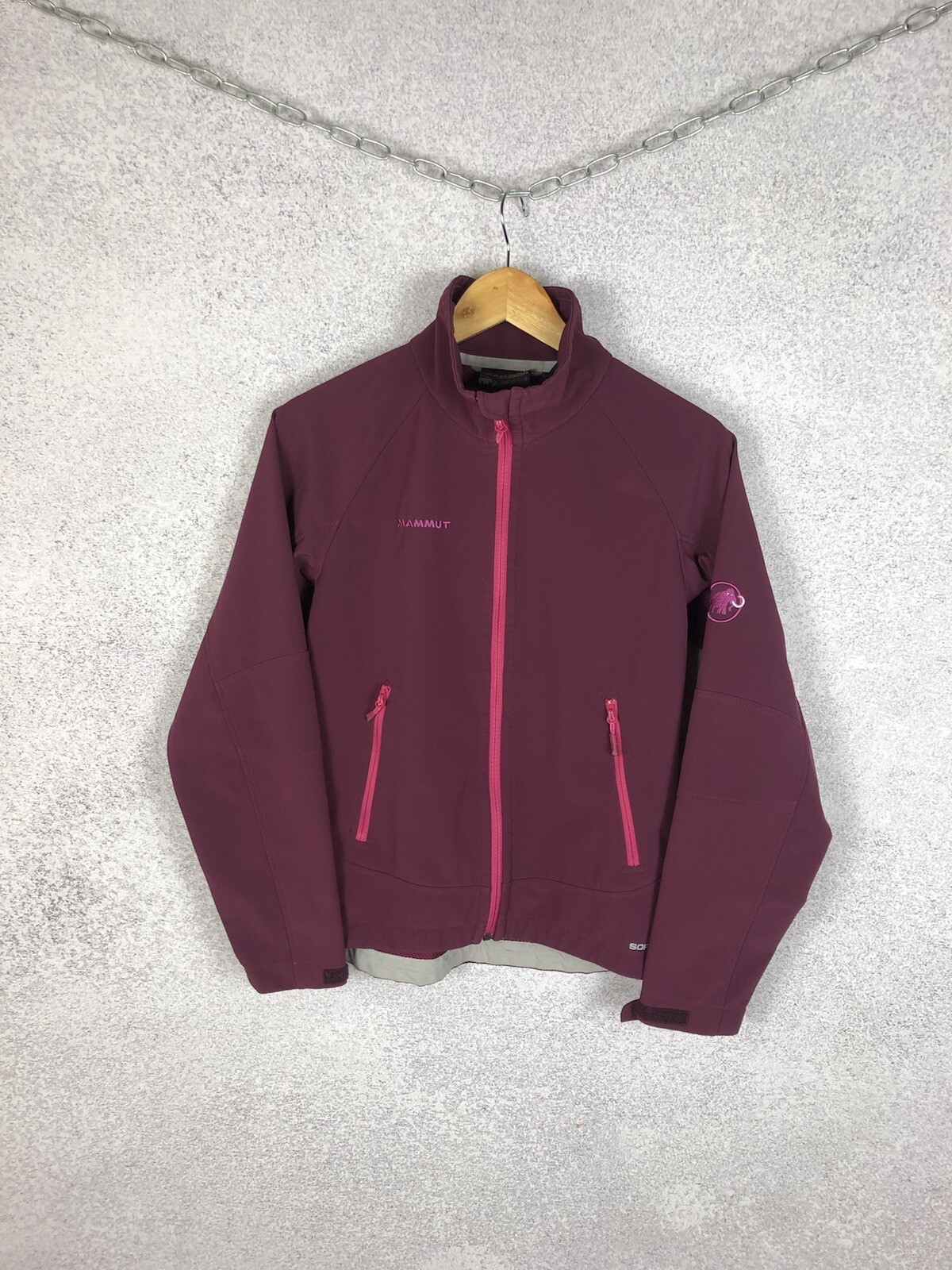 Woman’s Mammut Softshell Jacket Softech Outdoor S… - image 1