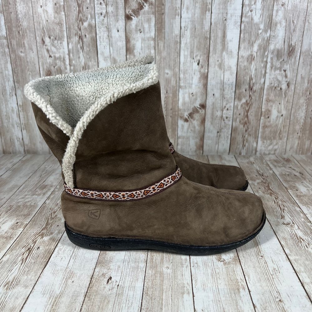 Stivali invernali foderati in sherpa Keen stivaletti scamosciati marroni bordo tribale taglia 8 5