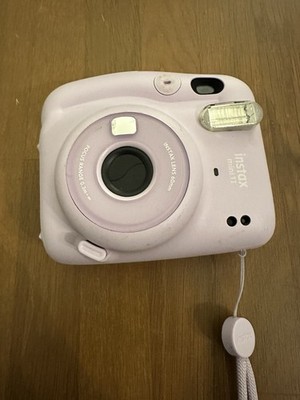 Instax Mini 11 Sofortbildkamera - Ohne Film und AA-Akku - GEBRAUCHT