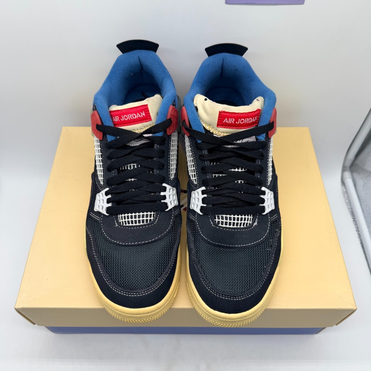 Size 10.5 Jordan 4 Retro x Union LA Mid Off Noir Lightly  display picture 2