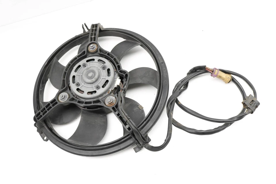 1996-2001 AUDI A4 - Electric Cooling FAN 8D0959455C Foto 2 de 4