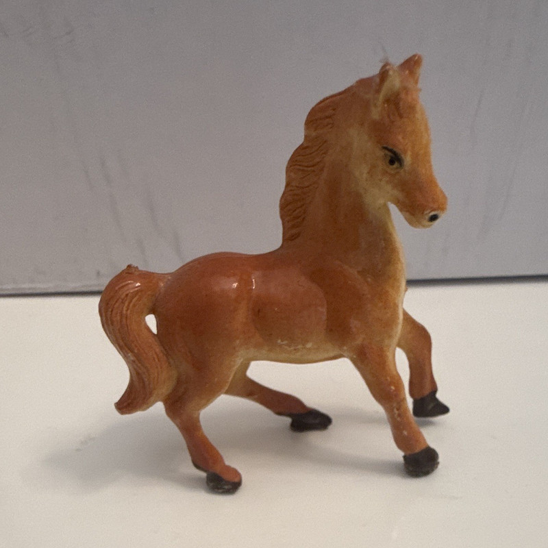  Brown Plastic Horse Figurine Model - Horse Animal Figure
