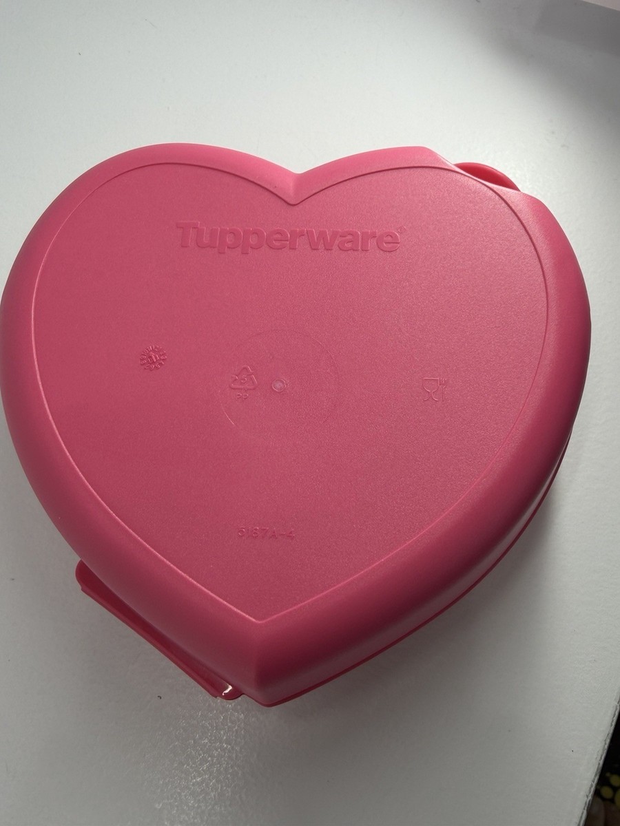 Tupperware Pink Heart Hinged One Piece Plastic Storage Container
