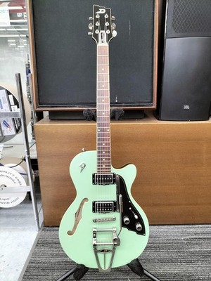 DUESENBERG STARPLAYER V electric guitar