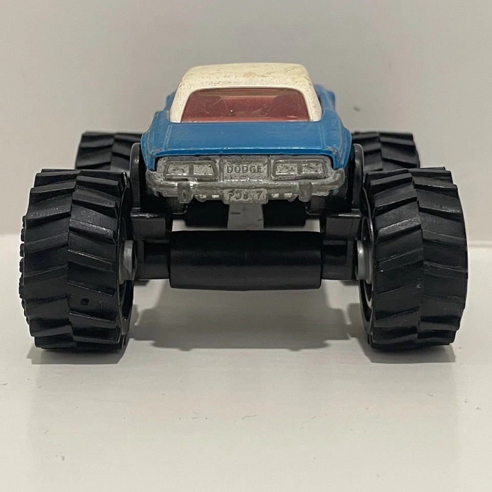 Hot Wheels Matchbox 1:64 Goodyear Monster Truck Chasis De Colección RARO Tesoro Foto 4 de 4