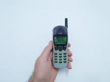 Mitsubishi Trium Laser MT-340  (Unlocked) Mobile phone vintage Collectors 