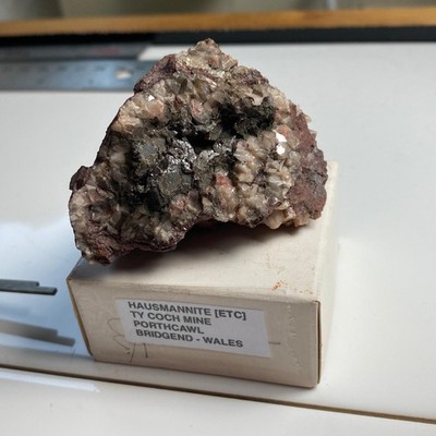 HAUSMANNIT [ETC] - TY COCH MINE, PORTCAWL, BRIDGENED, WALES. 76g MF2383