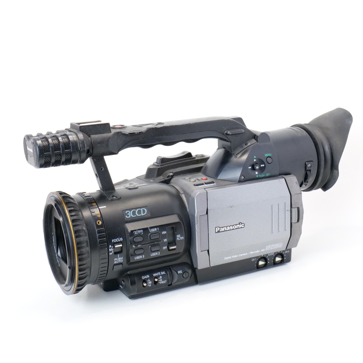 【中古良品】Panasonic AG-DVX100A Panasonic Ag-dvx100a 3ccd MiniDV Pro Camcorder for sale