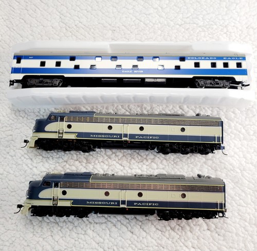 Proto 2000 Missouri Pacific E8/9 Lokomotiven 8191 8192 & Rivarossi Vista HO | Zustand: New