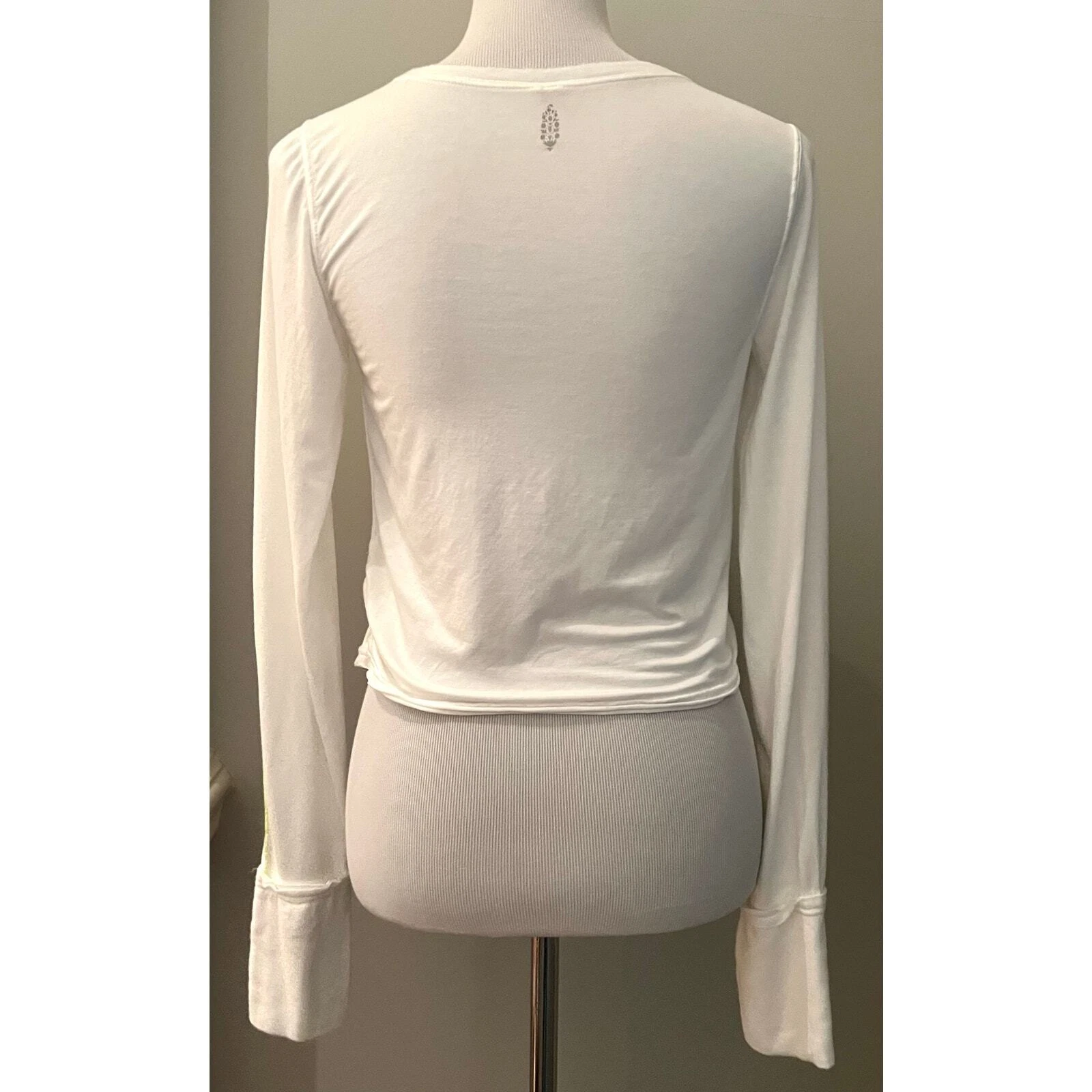 free-people-movement athleisure long sleeve thumb holes shirt