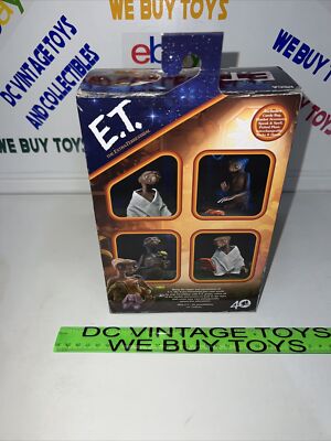 NECA ULTIMATE E.T. THE EXTRATERRESTRIAL 40TH ANNIVERSARY ACTION FIGURE  