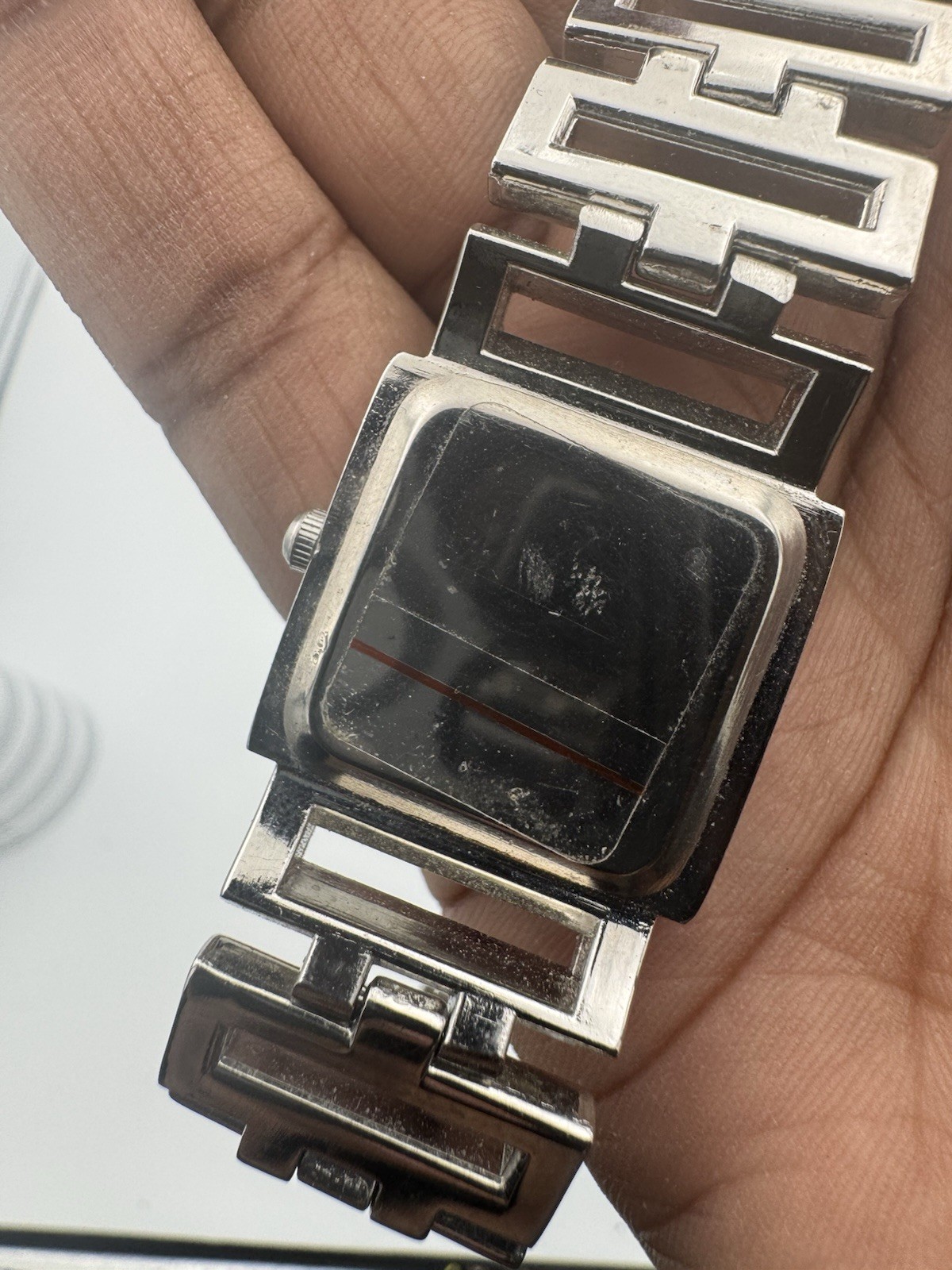 Ladies Generic Quartz Watch, new battery, working image 10