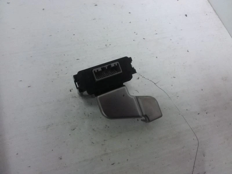 Módulo de control de puerta de enlace híbrido Honda Accord 38890-T3W-A01 2015 Foto 2 de 4