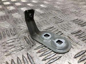 BMW 5 F10 Kotflügelhalter vorne links 2.00 Diesel 135kw 2011 22991763