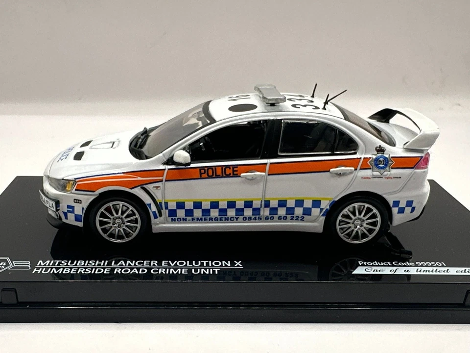 MODELO ICONOS MITSUBISHI LANCER EVO X HUMBERSIDE COCHE DE POLICÍA 1/43 999501 edición limitada Foto 4 de 4