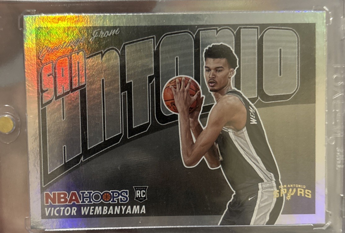 2023-24 Panini NBA Hoops - Rookie Greetings Victor Wembanyama #1 Holo (RC)
