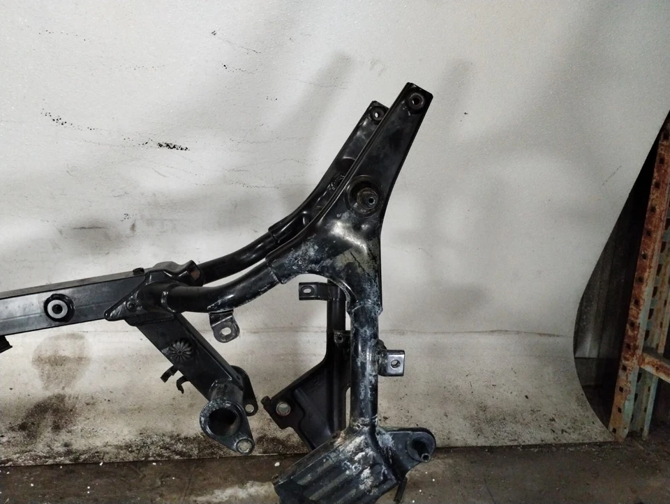 Triumph Bonneville America T100 2010 cuadro principal chasis recto Foto 3 de 4