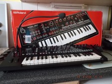 ROLAND JD-XI PORTABLE HYBRID MIDI SYNTHESISER - BOXED SYNTH ANALOG DIGITAL