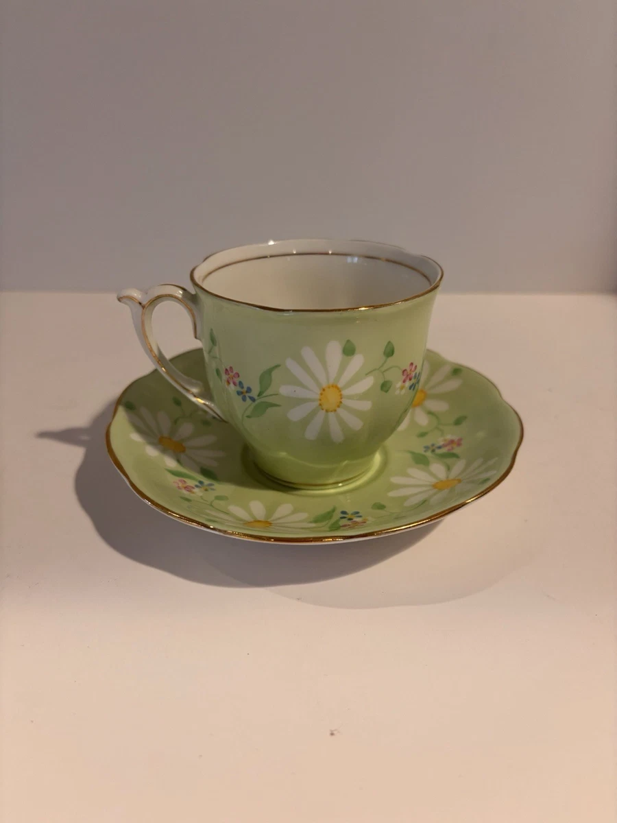 Queen Anne Cup Saucer In Antique Ceramic & Porcelain Cups