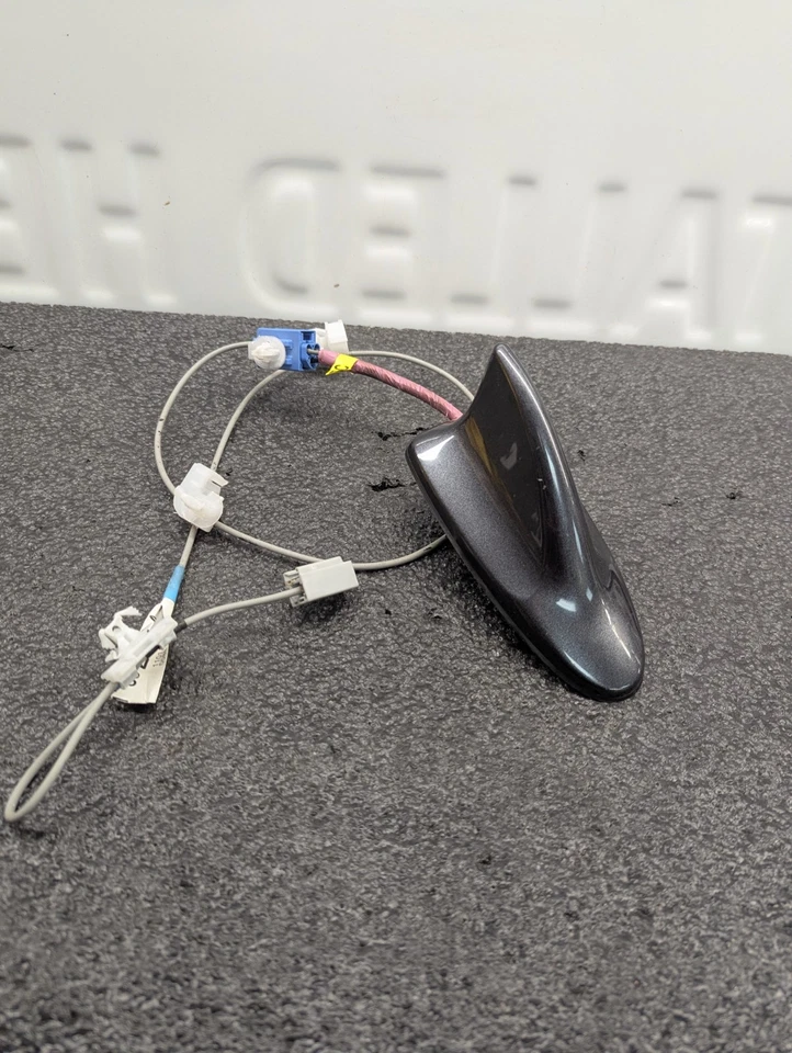 Toyota 4runner 2010-2015 techo exterior aleta de tiburón módulo antena gris pintado OEM Foto 2 de 4