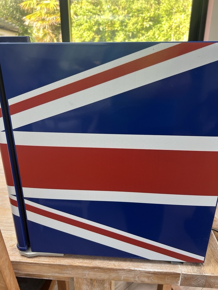 Husky Mini Fridge Union Jack 50L Free Standing Refrigerator eBay