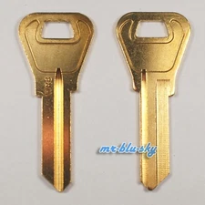 Lot of 10 Weiser Lock WR3, Ilco 1054WB Brass Key Blanks, Locksmith 