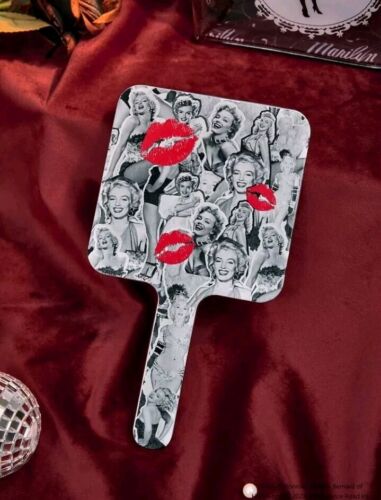 MARILYN MONROE HANDSPIEGEL LIMITED EDITION SQUARE HAND TRAVEL NEU SELTENE LIPPEN