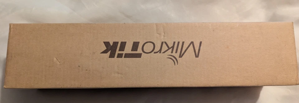 Mikrotik RBGrooveG-52HPacn RouterBOARD 52 2.4/5GHz Fast Free shipping - Image 4 of 4