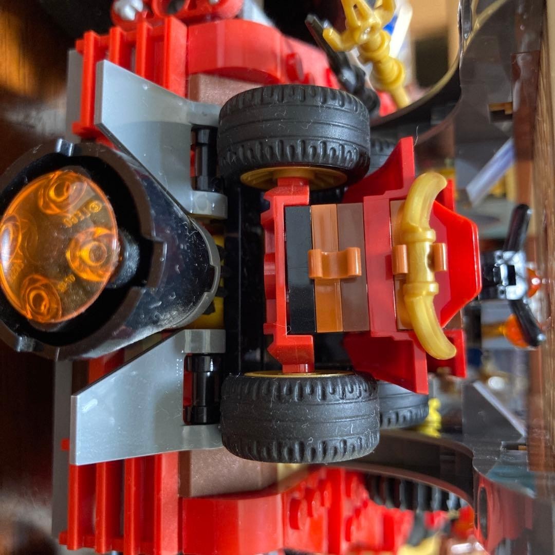 LEGO NINJAGO Secrets of the Forbidden Spinjitzu Land Bounty 70677