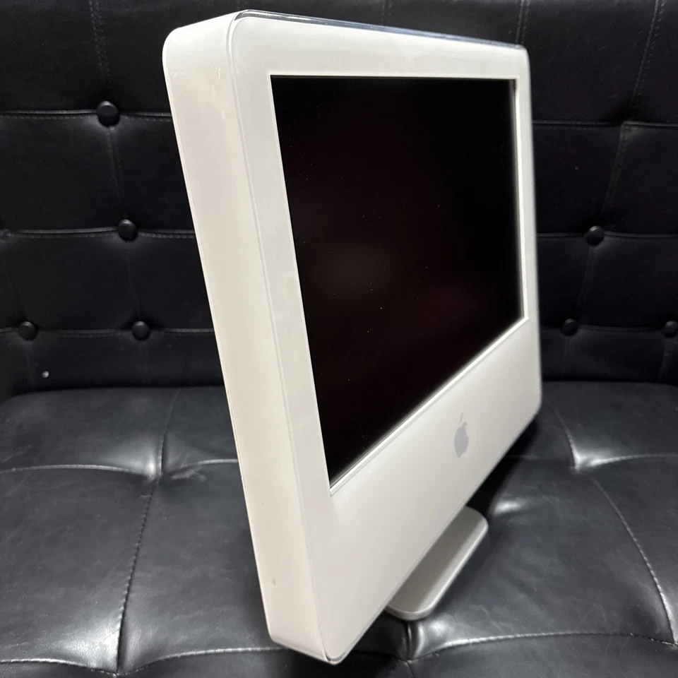 Apple iMac 17in Flat Screen 2GHz Intel Core 2 160GB Hard Drive A1195 EMC 2114 - Image 2 of 4