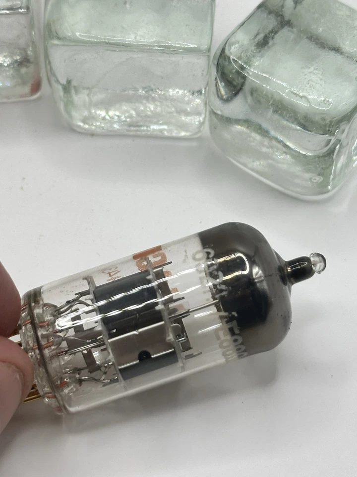 Tubo Amperex/RCA probado 6922 E88CC Gt Britain Gold Pins-O Getter*NUEVO* NUEVO EN CAJA Foto 4 de 4