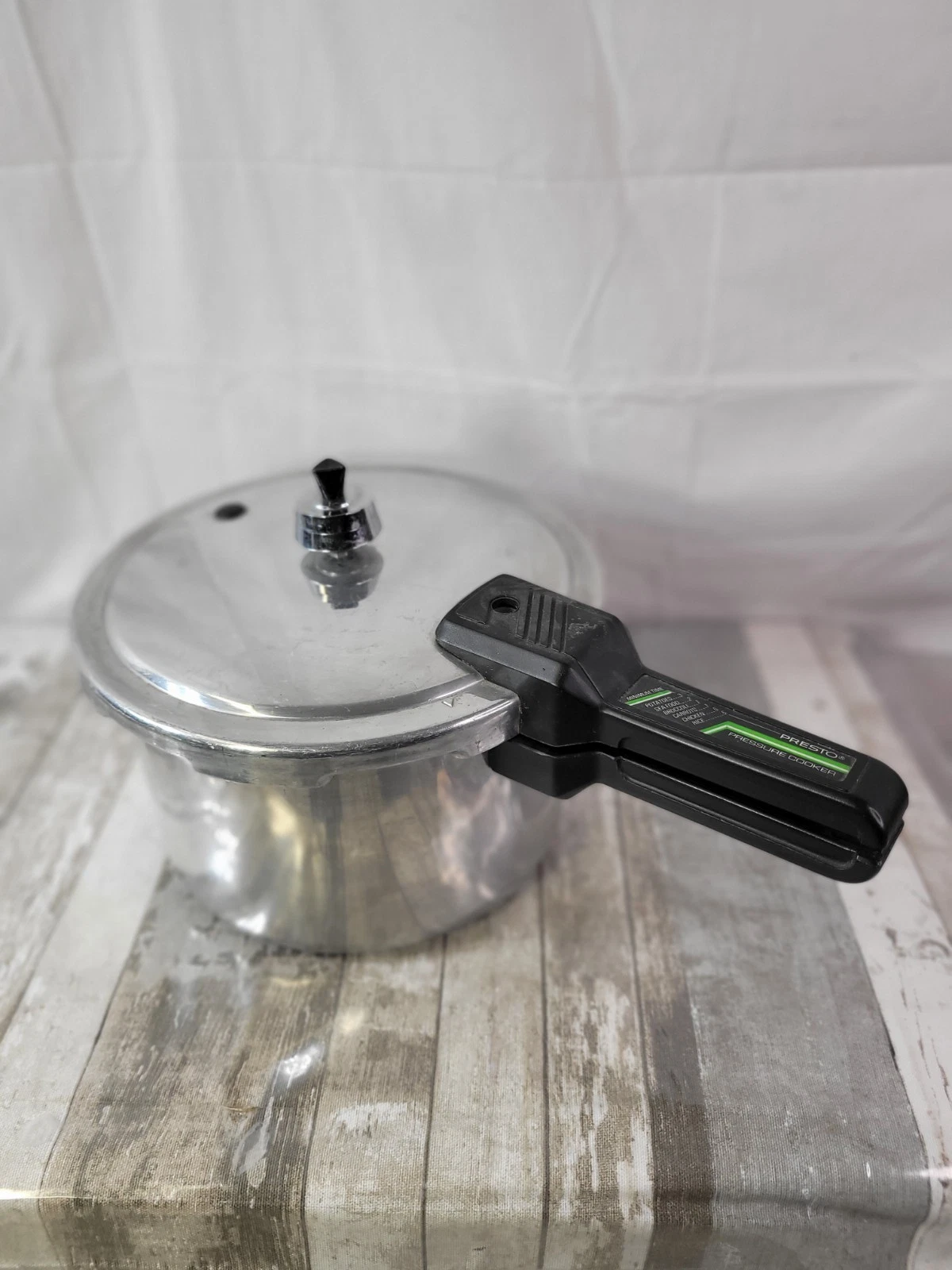 Presto 4 QT Aluminum Pressure Cooker Jiggler Insert Canning 0124001
