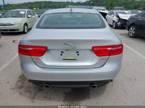 Used Left Door Mirror fits: 2017 Jaguar Xe w/power folding w/blind spot alert w/