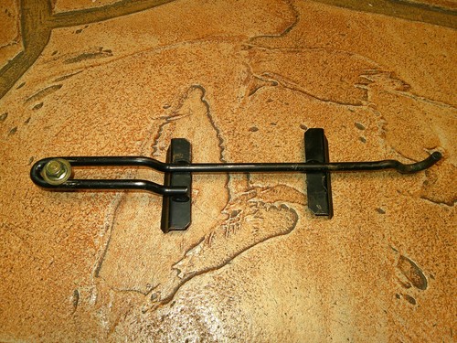 99-05 MAZDA MX-5 MIATA BATTERY TIE DOWN BRACKET WITH BOLT, NC10-56-03XB