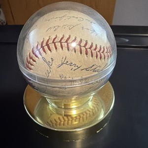St Louis Cardinals autographed baseball - Many autographs
