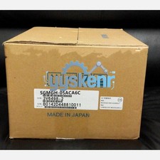 New YASKAWA AC SERVO MOTOR SGMGH-05ACA6C SGMGH05ACA6C