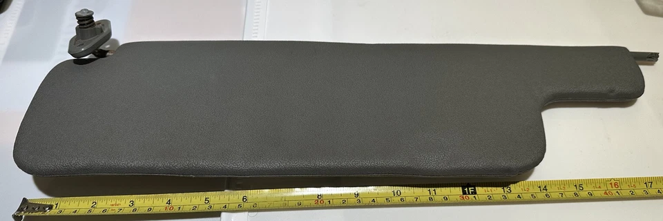 Parasol Datsun Nissan 210 Sunny genuino OEM raro lado del conductor LH 1979 Foto 2 de 4