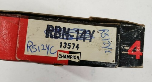 Champion Spark Plugs RBN14Y Set of 4 in box New Old Stock 13574 - Picture 5 of 8