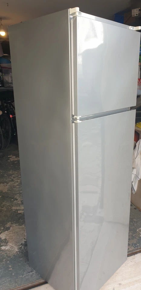 frigorifero ad incasso - Immagine 2 di 4