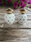 Vintage  Napco White With Raised Gold Tone Dots Salt And Pepper Shakers - Used — photo 2