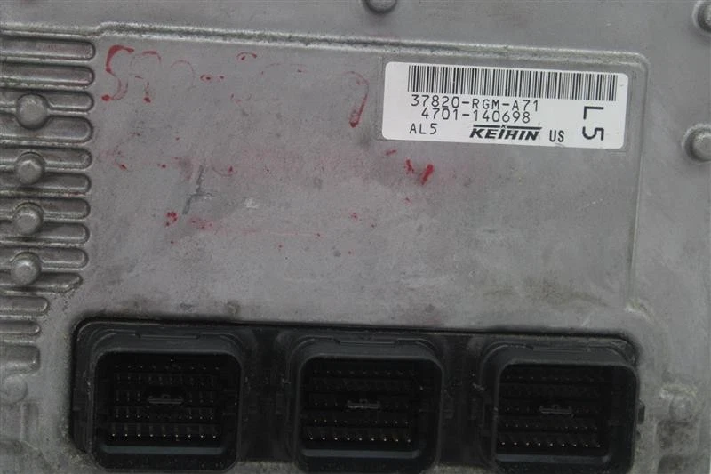 Computadora ECU ECM HONDA ODYSSEY 2006 06 37820RGMA71 1171345 Foto 3 de 4