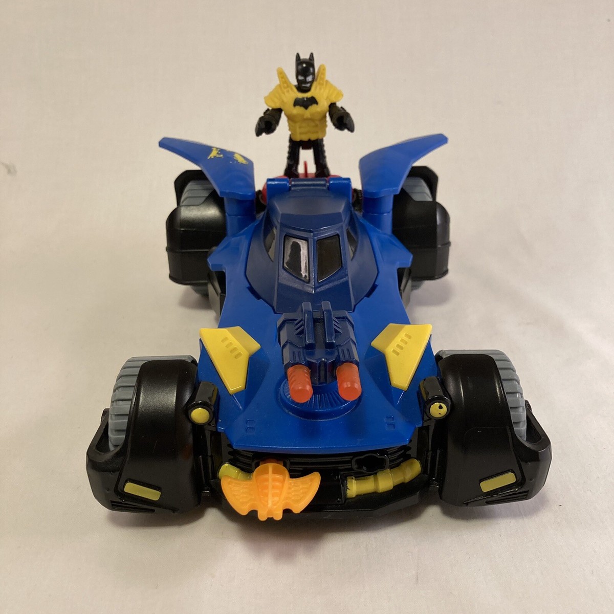Imaginext DC Super Friends Batman Deluxe Batmobile – With Missile Launcher & Figure