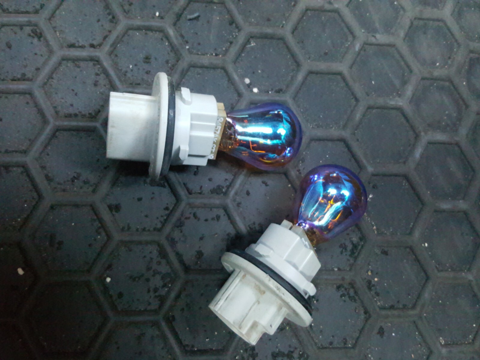 2008 2015 Scion XB Turn Signal (02) Front Bulbs Silverstar Blue Tint